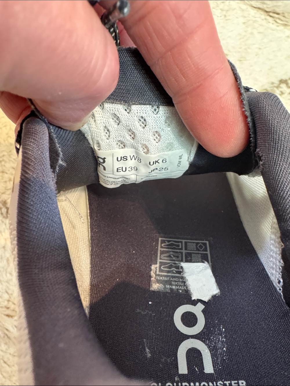 On Cloudmonster Running Sneakers - Picture 6 of 7